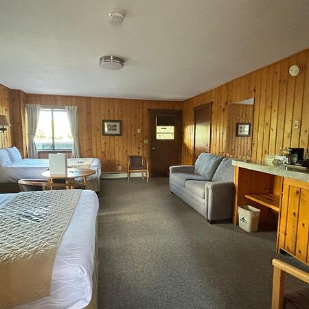 Alpine Lodge レッド・ロッジ エクステリア 写真